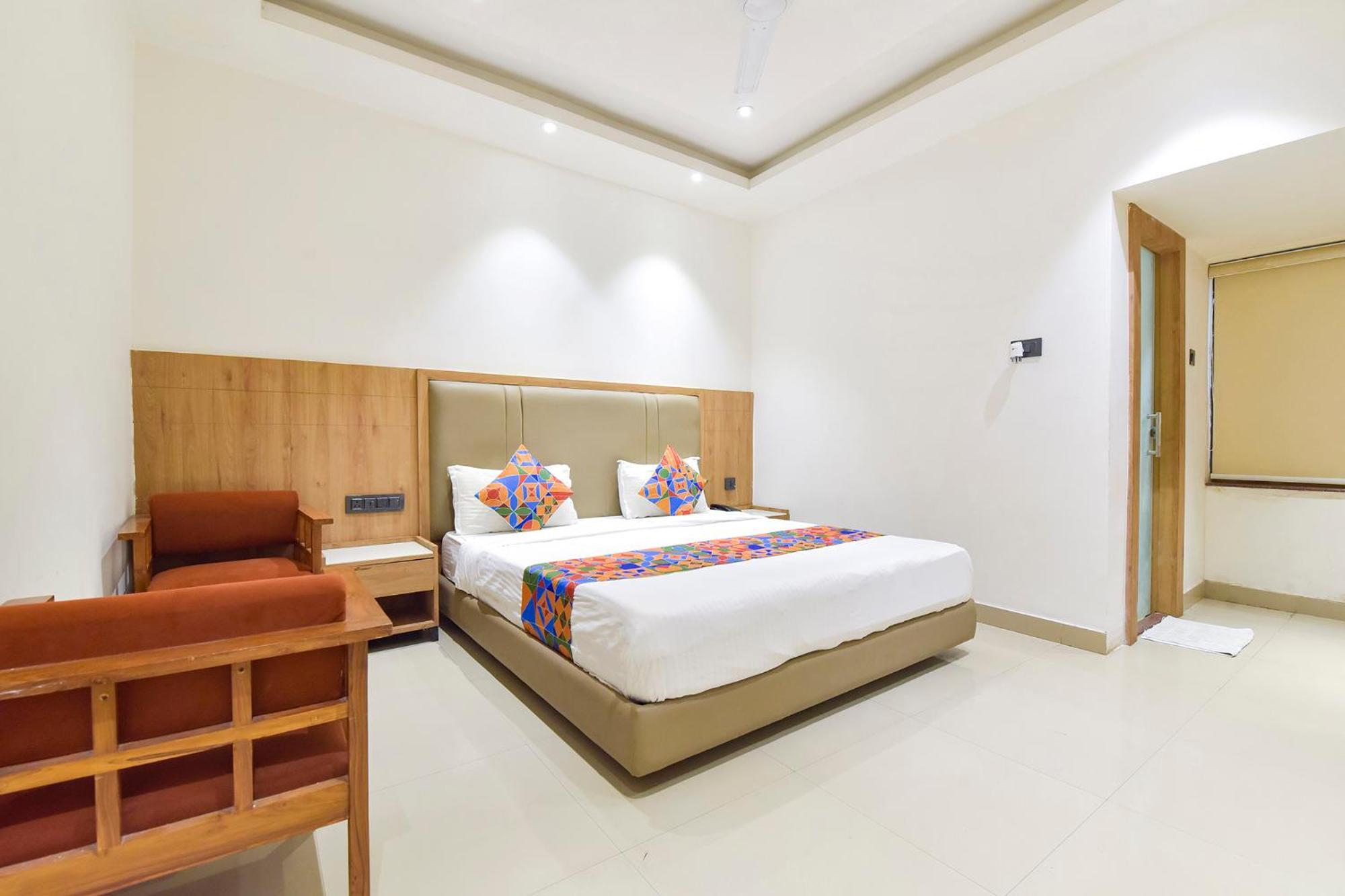 Fabhotel Prime Surya Jabalpur Εξωτερικό φωτογραφία